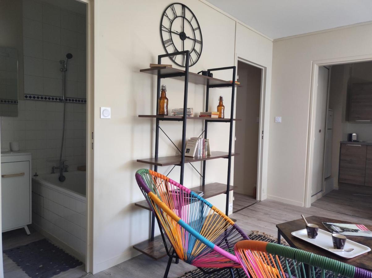 Studio - Meuble Tourisme, Trois Etoiles - 34 M2 Refait A Neuf- Residence Macon Exterior photo